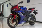 Yamaha R15 V3